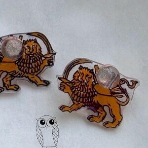 Iranian flag symbol شیرو خورشید